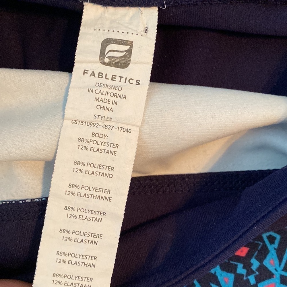 Fabletics womens athletic capris; size medium - Picture 3 of 4